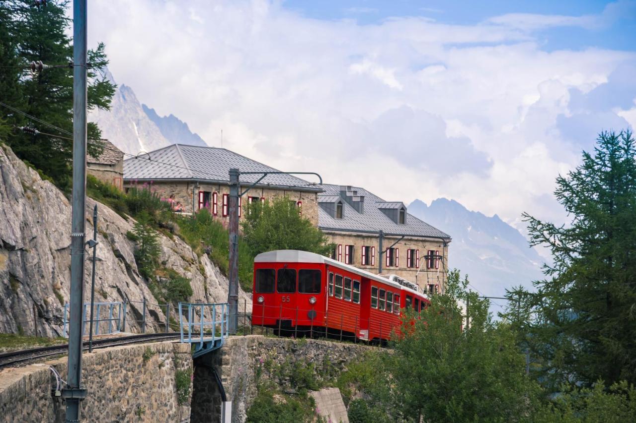 Les Chalets Des Aiguilles Шамони Екстериор снимка